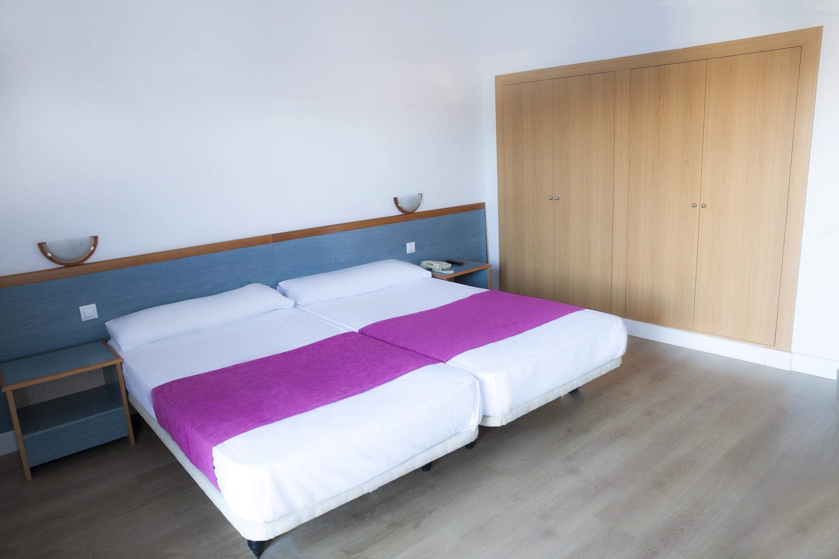 Hotel Brisamar Suites Coma-Ruga Extérieur photo